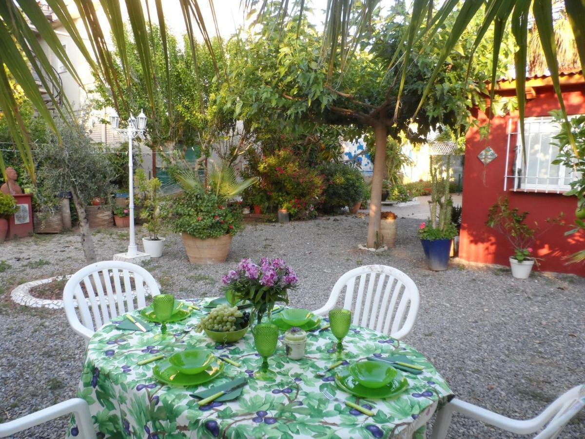 Casa Con Jardin Frente Playa De Burriana Villa Екстериор снимка